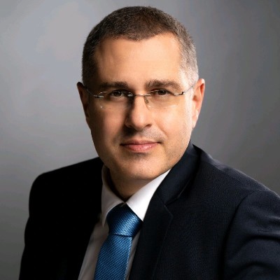 Prof. Ziv Cohen, CEO and Chairman of Savoiris Group